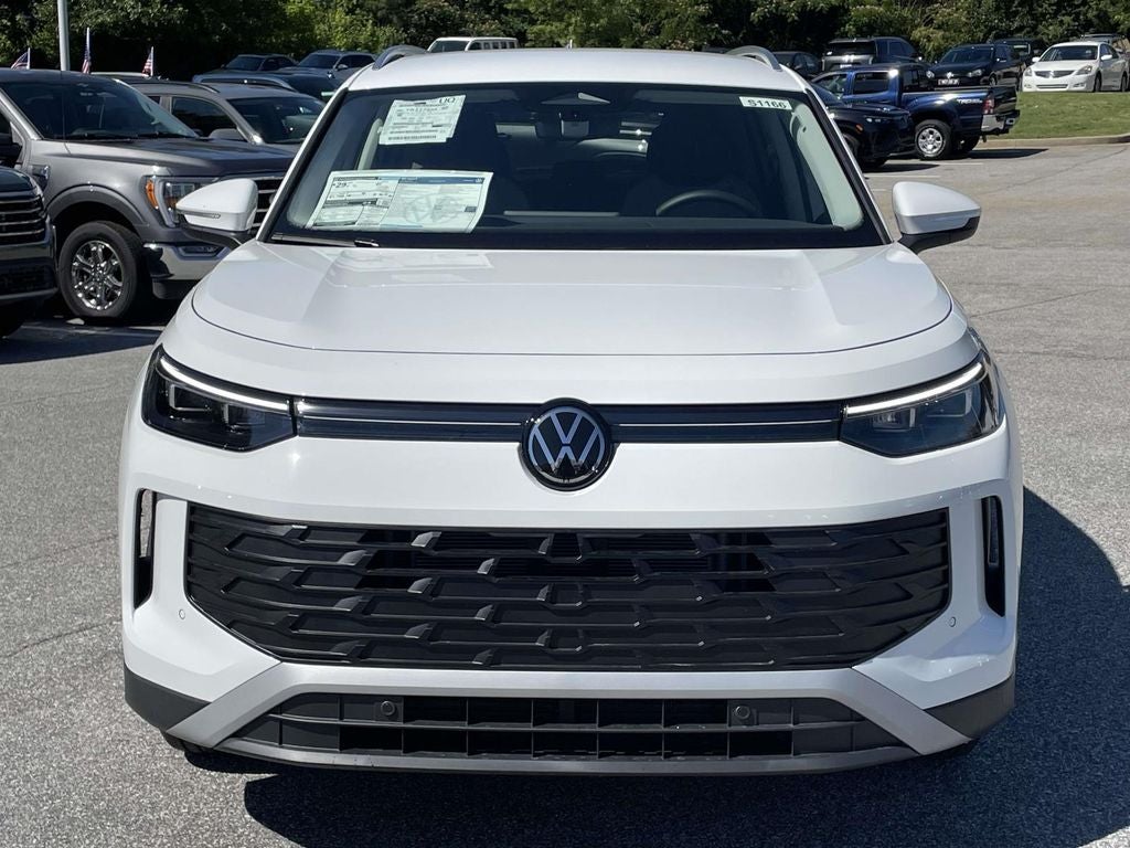 2026 Volkswagen Tiguan — side profile view