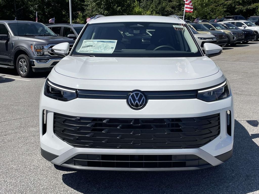 2026 Volkswagen Tiguan — side profile view