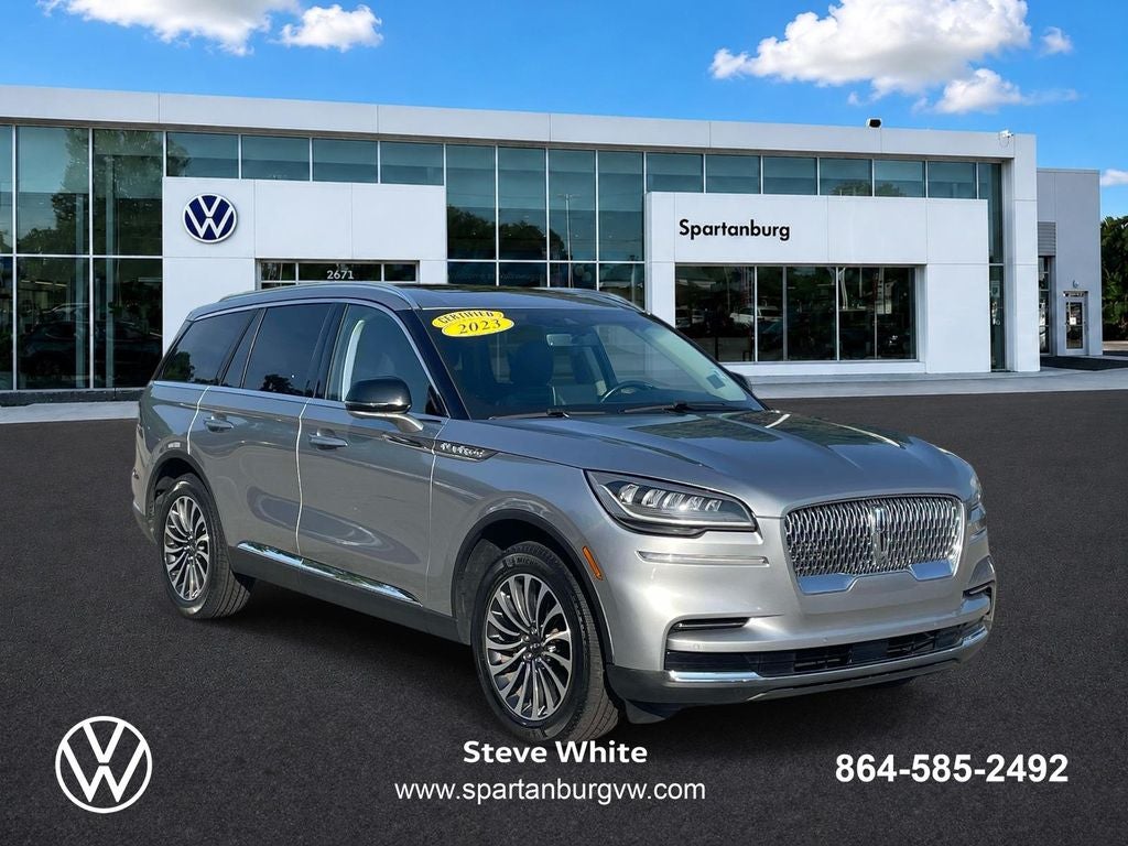 2023 Lincoln Aviator Reserve in Radiance Metallic — front three-quarter view