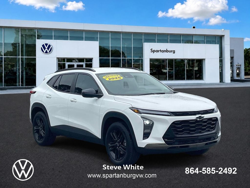 2025 Chevrolet TRAX ACTIV in White — front three-quarter view